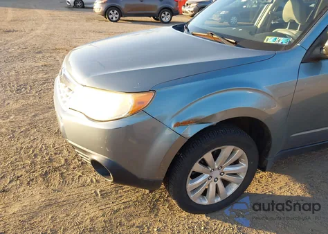 2011 Subaru Forester 2.5X Premium z USA, uszkodzony, nr VIN JF2SHADC7BH746382